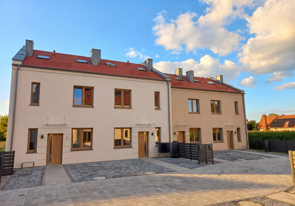 Domy w Biestrzykowie - widok gotowego osiedla 1