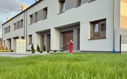 Domy przy ul. Działkowej, Bielany Wrocławskie - zaawansowanie budowy sierpień 2025